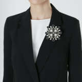UNSIGNED CHANEL CRYSTAL BROOCH - Foto 3