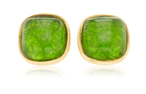 GROUP OF GLASS AND RESIN CUFFLINKS, ONE PAIR BY YVES SAINT LAURENT - photo 2