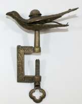 Nähzwinge mit Nadelkissen,