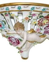 Wandkonsole mit Amorette