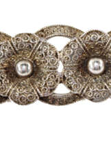 Brosche mit 4 Blüten