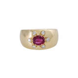 Ring with ruby and diamonds - Foto 2