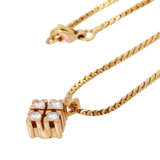 Chain and pendant with diamonds - Foto 4