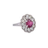 Ring with ruby and diamonds together ca. 1,4 ct, - фото 1