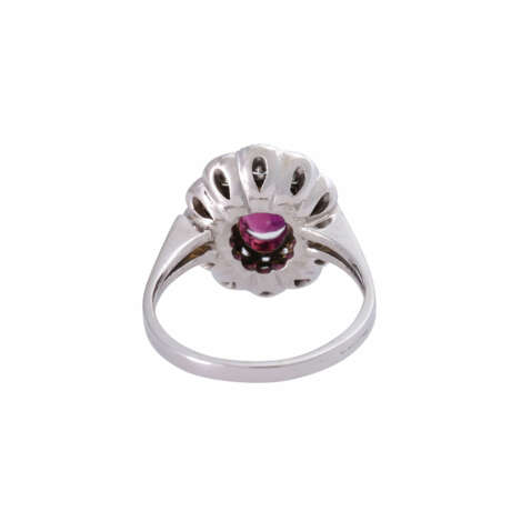 Ring with ruby and diamonds together ca. 1,4 ct, - Foto 4