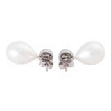 Pair of stud earrings with pearls and diamonds - photo 3