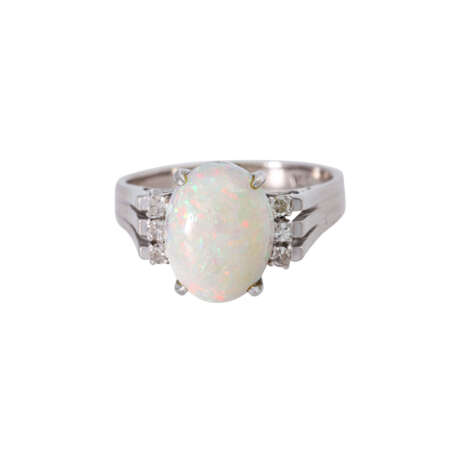 Ring with white opal and diamonds - фото 2