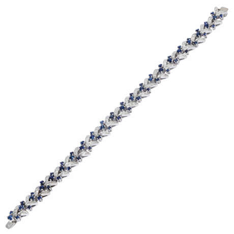 Bracelet with sapphires and diamonds total approx. 1 ct, - фото 3