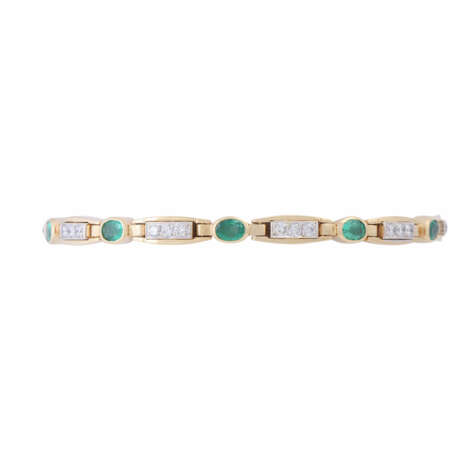 Bracelet with emeralds and 27 diamonds total ca. 0,5 ct, - photo 1