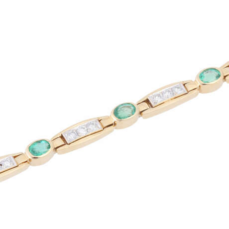 Bracelet with emeralds and 27 diamonds total ca. 0,5 ct, - Foto 4