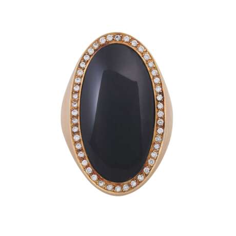 Ring with oval onyx framed by diamonds total ca. 0,45 ct, - Foto 2