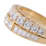 Ring with brilliant-cut diamonds and baguette-cut diamonds, total approx. 0.97 ct. - photo 5