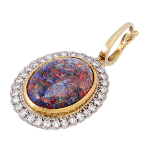 Clip pendant with opal entouraged by diamonds total approx. 0.8 ct, - photo 4