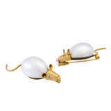Set of 2 brooches "Mice" made of mabe pearls in the shape of drops, - photo 1