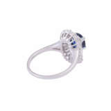 Ring with sapphire ca. 1,3 ct and diamonds - photo 3