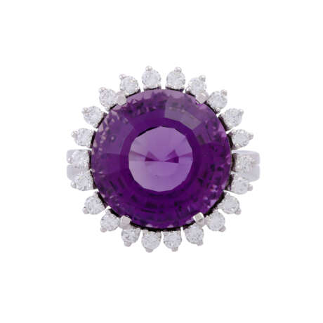 Ring with fine amethyst entouraged by diamonds total ca. 0,72 ct, - Foto 2