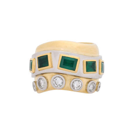 Unique ring with 5 emeralds and 6 diamonds total approx. 0.95 ct, - фото 2