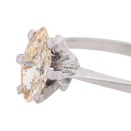 Solitaire ring with marquise cut diamond, approx. 0.75 ct, - photo 3