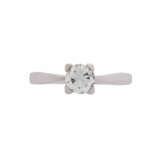 Solitaire ring with diamond of approx. 0.85 ct, - photo 2