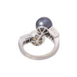Ring with Akoya pearls and diamonds - photo 4
