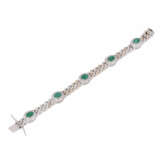 Bracelet with 5 emerald cabochons and diamonds - photo 3