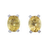 VICTOR MAYER pair of stud earrings with gold beryls - photo 1