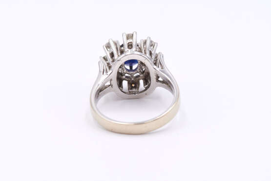 Sapphire Diamond Ring - фото 4