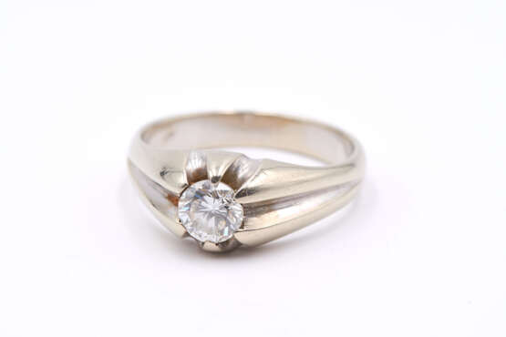 Solitaire Ring - фото 1