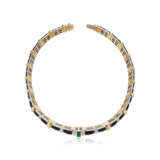 NO RESERVE | SUITE OF ONYX, DIAMOND AND EMERALD JEWELRY - фото 6