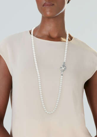 CHANEL CULTURED PEARL AND DIAMOND 'COMÈTE' LONGCHAIN NECKLACE - фото 2