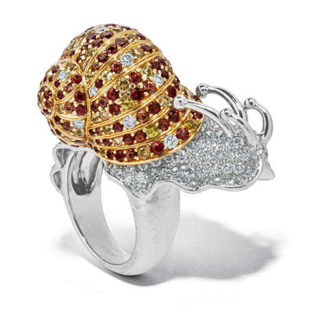 BOUCHERON DIAMOND AND COLORED SAPPHIRE SNAIL RING - photo 1