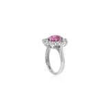 NO RESERVE | PINK SAPPHIRE AND DIAMOND RING - photo 5