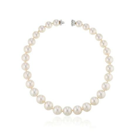 NO RESERVE | CULTURED PEARL AND DIAMOND NECKLACE - фото 4