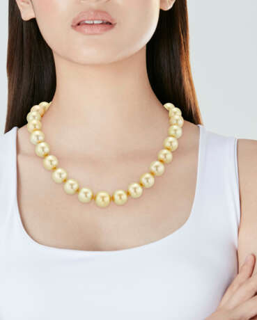 GOLDEN CULTURED PEARL AND DIAMOND NECKLACE - фото 2