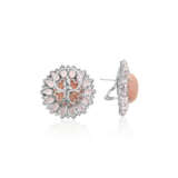 NO RESERVE | CORAL, ROSE QUARTZ AND DIAMOND EARRINGS - фото 3