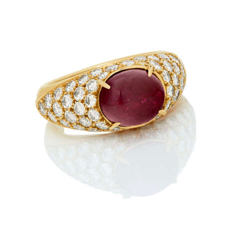 NO RESERVE | CARTIER RUBY AND DIAMOND RING - фото 1
