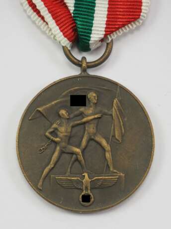 Medaille zur Erinnerung an den 22. März 1939 (Memelland). - photo 1