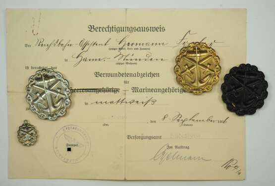 Deutsches Reich: Verwundetenabzeichen, 1918, der Marine, Mattweiß Urkunde. - photo 2