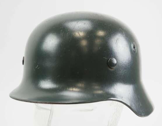 Bereitschaftspolizei: Stahlhelm. - Foto 1