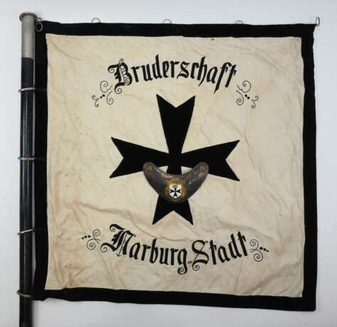 Jungdeutscher Orden: Banner und Fahnenträger Ringkragen der Bruderschaft Marburg Stadt. - photo 1