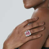 TIFFANY & CO. SPINEL AND DIAMOND RING - фото 2