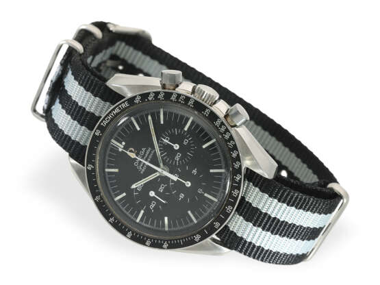 Armbanduhr: Omega Speedmaster Chronograph Ref. 105.012-66, von 1966 - Foto 1