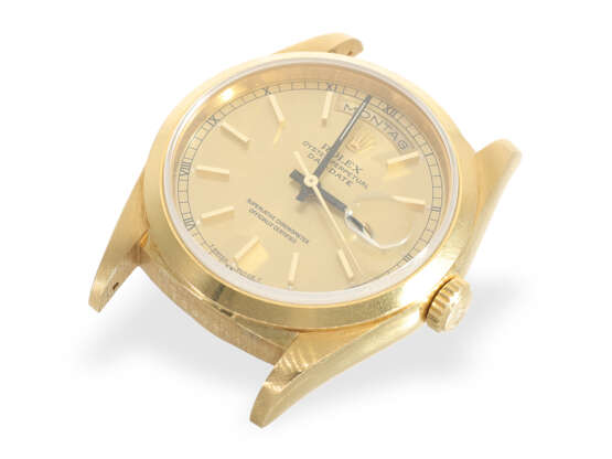 Armbanduhr: luxuriöse Rolex Day-Date REF. 18208, 18K Gold mit Oysterband, Fullset, LC100 - photo 7