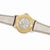 Armbanduhr: nahezu neuwertige, große Patek Philippe "CALATRAVA TRAVEL TIME" Ref.5134, mit Stammbuchauszug, Genf, 2002 - фото 5
