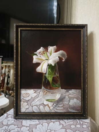 Oil painting “Натюрморт с лилией”, Canvas on the subframe, Oil, Classicism, Flower still life, Россия Новокузнецк, 2023 - photo 2