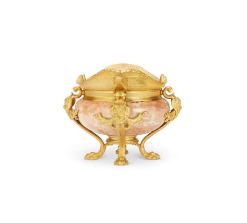 A FRENCH ORMOLU-MOUNTED MARBLE JARDINIERE - photo 2