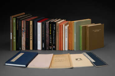 CHINESE SCHOLAR'S OBJECTS - A group of approximately 90 publications on Chinese scholar's objects.