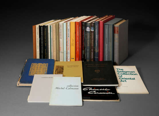 MUSEUM AND PRIVATE COLLECTIONS - A group of approximately 114 publications on Museum and private collections. - photo 1