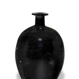 A LARGE RUSSET-MOTTLED BLACK-GLAZED VASE - photo 1