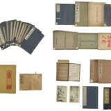 A COLLECTION OF TWENTY-SIX CHINESE CLASSICAL PAINTINGS BOOKS - Foto 1